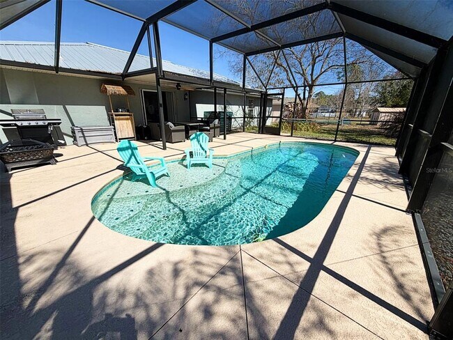 Foto del edificio - 16 Powder Hill Ln