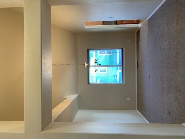 Foto del edificio - 2239 Fossil Creek Pkwy