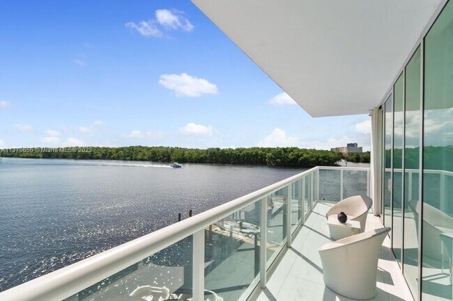 Foto del edificio - 400 Sunny Isles Blvd