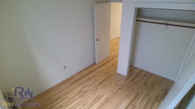 Foto del edificio - 315 E 95th St
