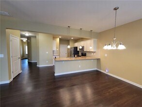 Building Photo - 1525 Landmark Ln