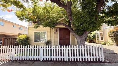 Building Photo - 339 Cypress Ave