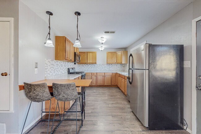 Foto del edificio - 2830 Floral Rd NW