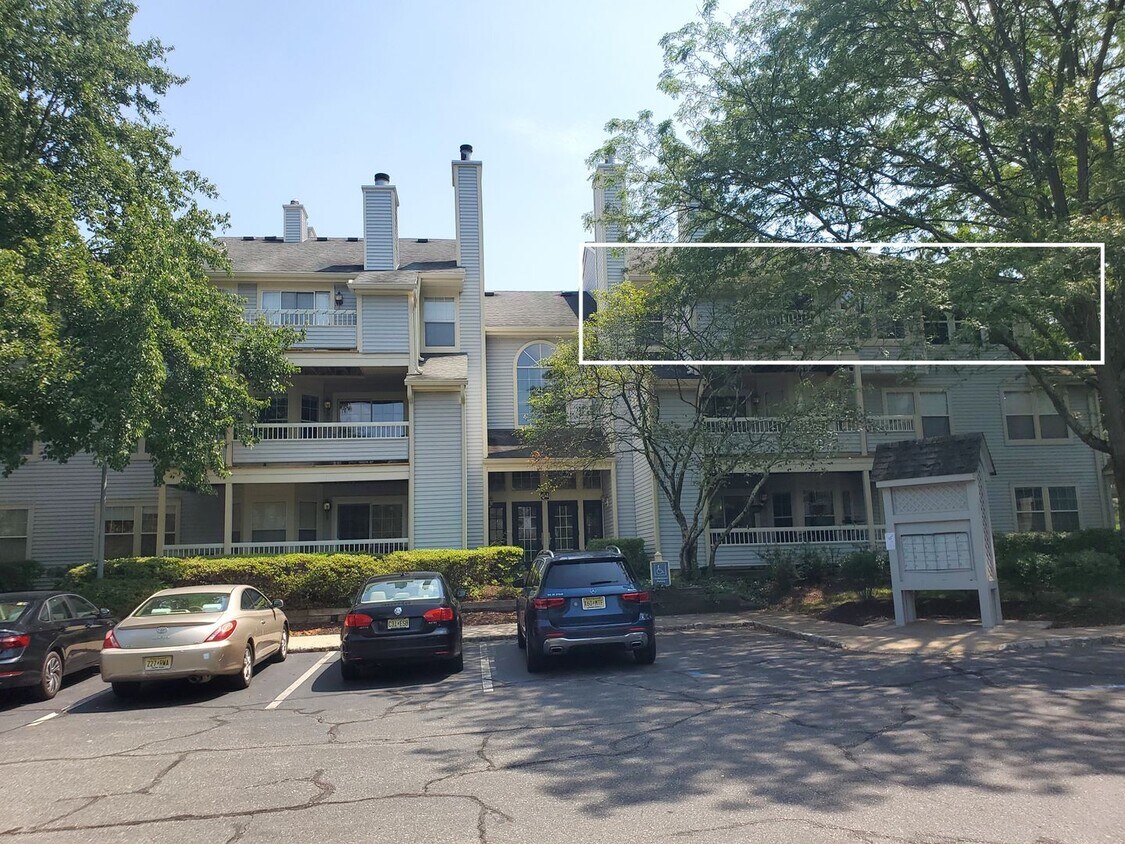 Primary Photo - Condominium living at its finest! Updated,...