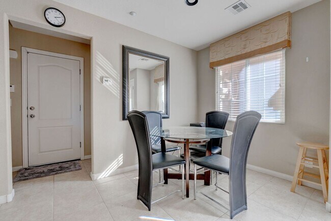 Foto del edificio - 7765 Floral Fabric Ct