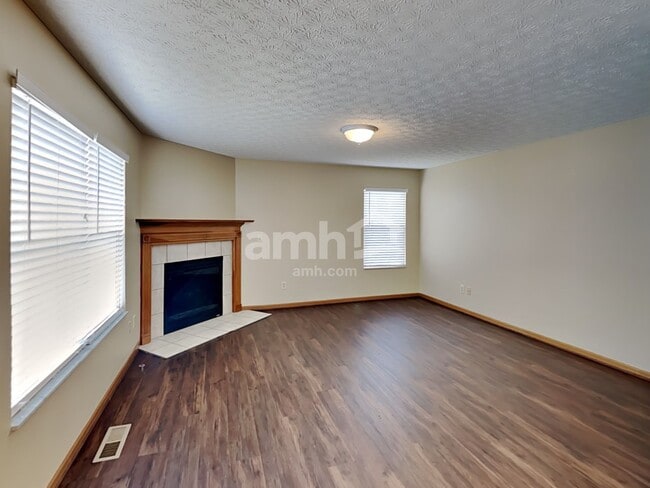Building Photo - 5734 Cedar Lawn Dr