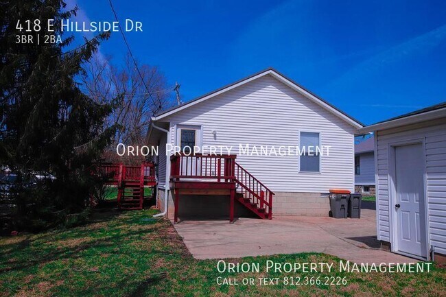 Building Photo - 418 E Hillside Dr