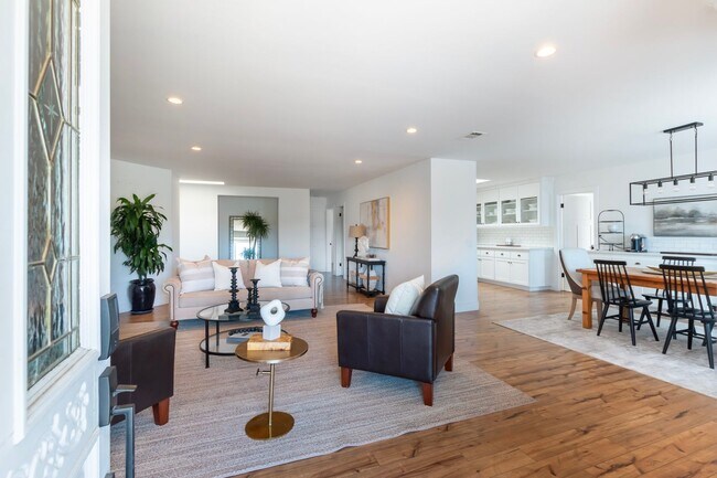 Foto del edificio - 1736 Deer Canyon Rd