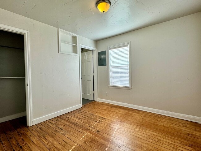 Building Photo - JB 2107 14th Street