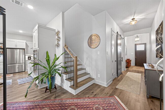 Building Photo - 9979 Pebble Glen Dr