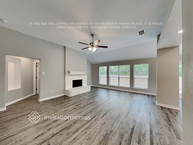 Foto del edificio - 205 Falling Leaves Trail