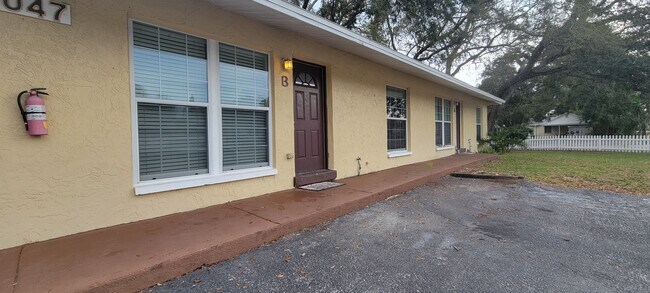Building Photo - 3047 57th Ave N