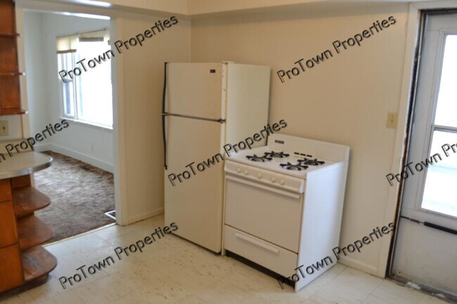 Foto del edificio - 411 Krakar Ave