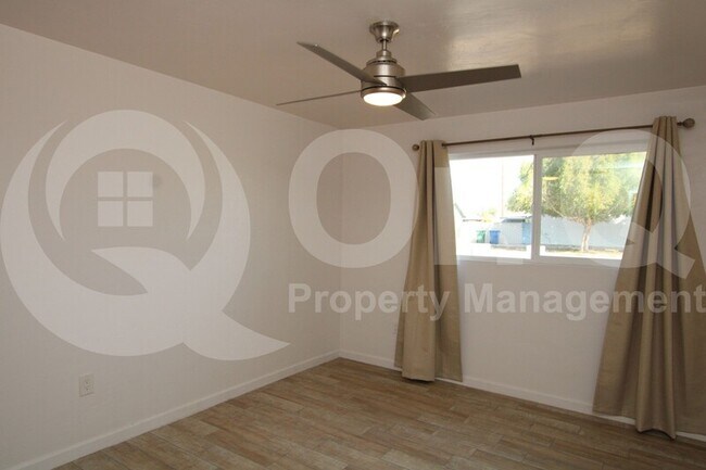 Foto del edificio - 522 N Saguaro