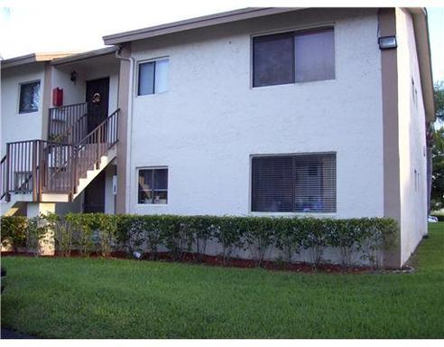 Building Photo - 110 NW 60th Ave