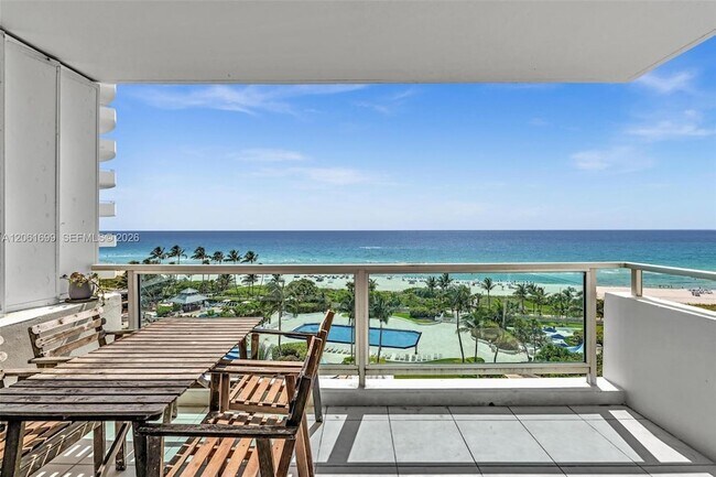 Photo - 5161 COLLINS AVE Unit 1017 Apartment