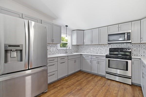 Foto del edificio - 24225 Duffield Rd