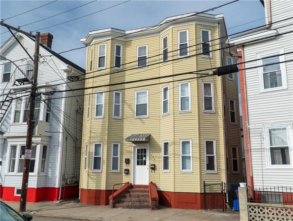 Primary Photo - 223 Federal St