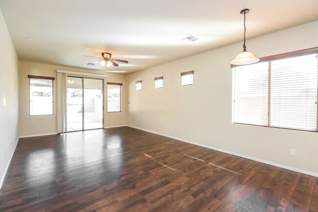 Foto del edificio - 21937 S 214th St