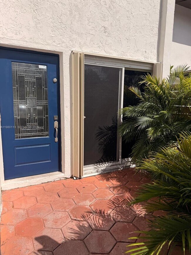 Foto del edificio - 7101 SW 113th Ct