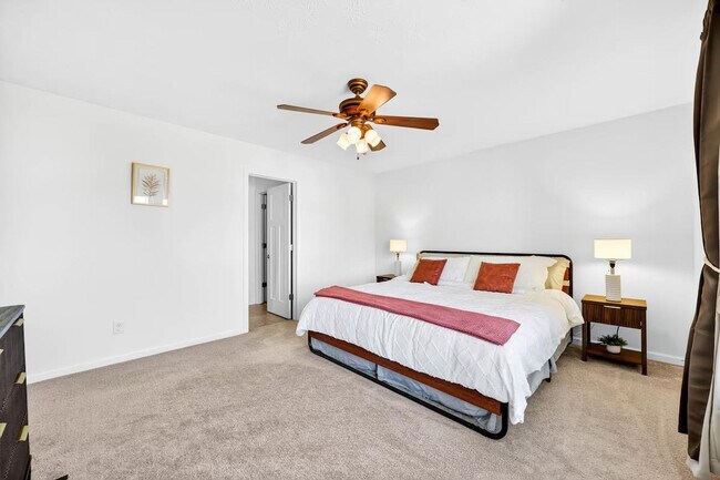 Foto del edificio - 4663 Bayview Dr