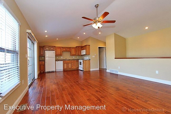 Building Photo - 2480-2480 Travelers Way