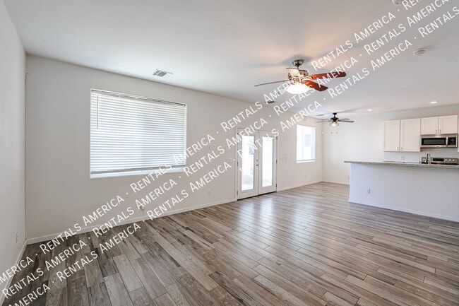 Building Photo - 11862 N 79th Dr