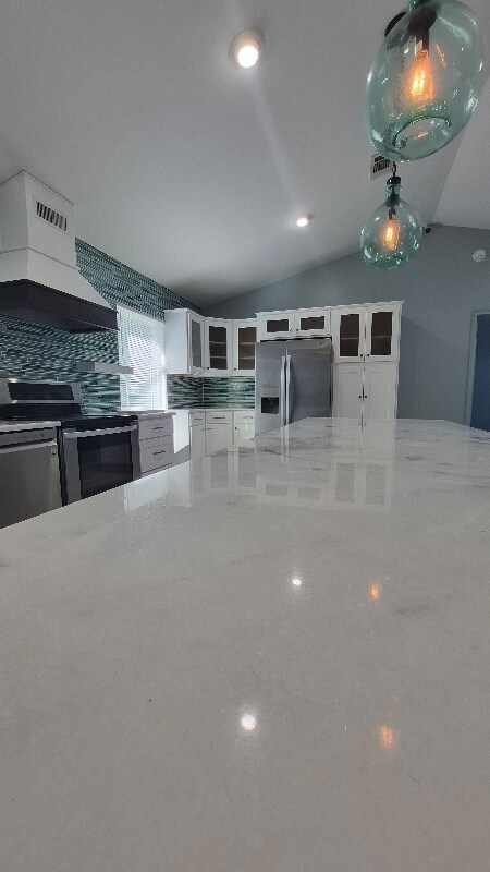 Building Photo - 614 Caribou Ct