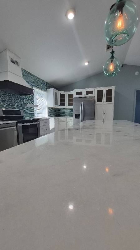 Foto del edificio - 614 Caribou Ct