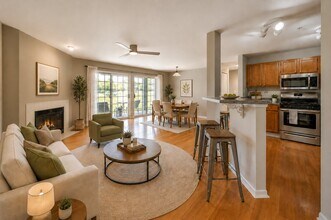 Building Photo - 5S530 Scots Dr