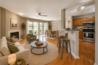 Building Photo - 5S530 Scots Dr