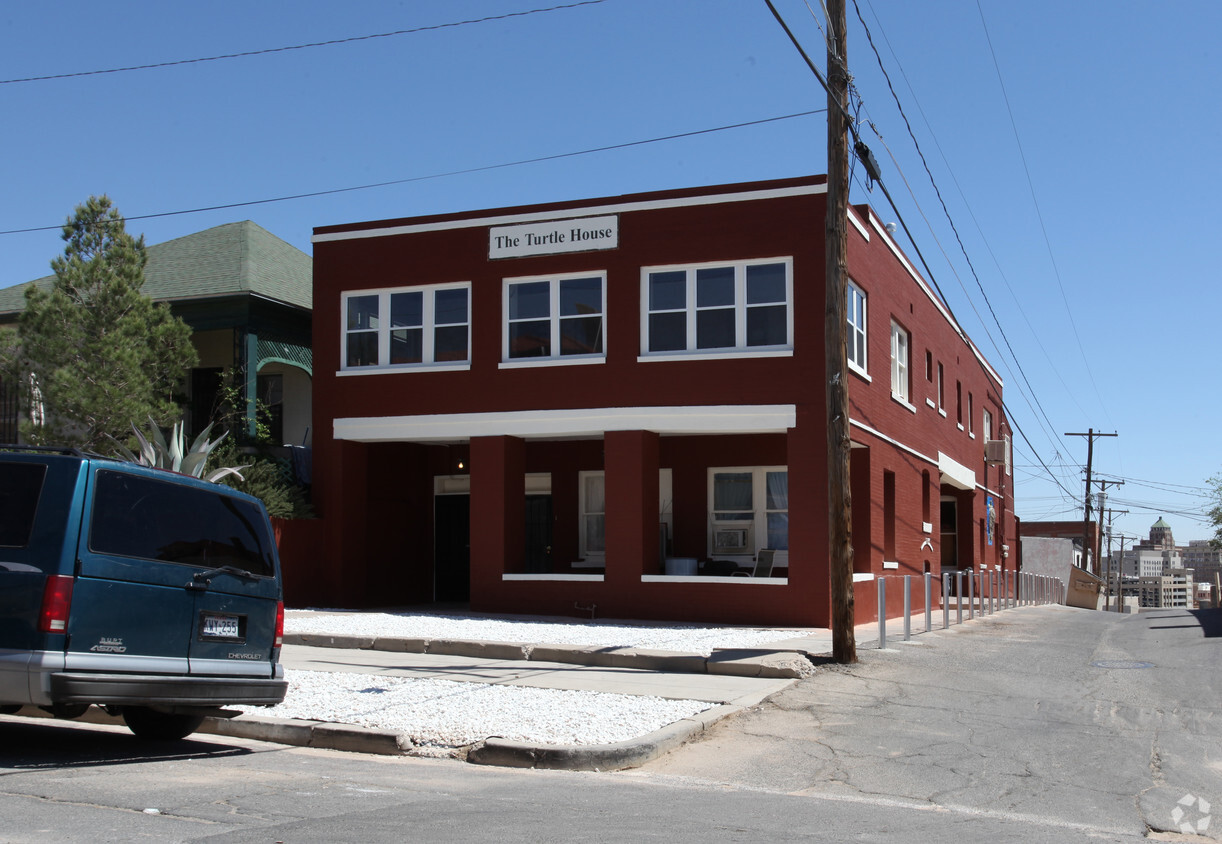 Primary Photo - The Turtle House