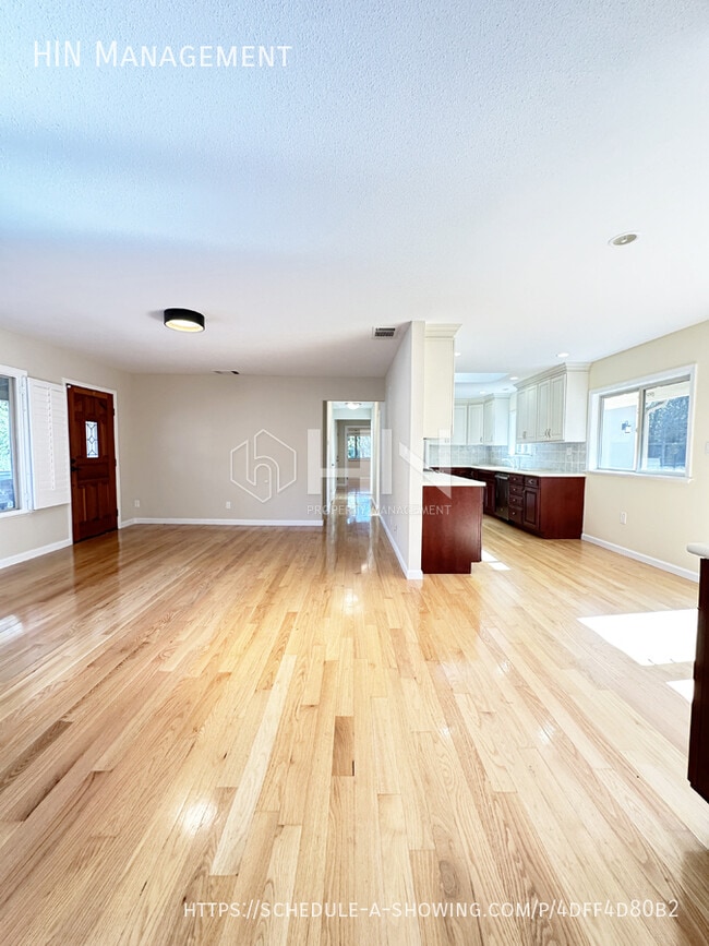 Foto del edificio - 1287 Rudgear Rd