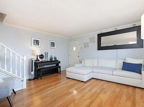 Building Photo - 3970 Ingraham St