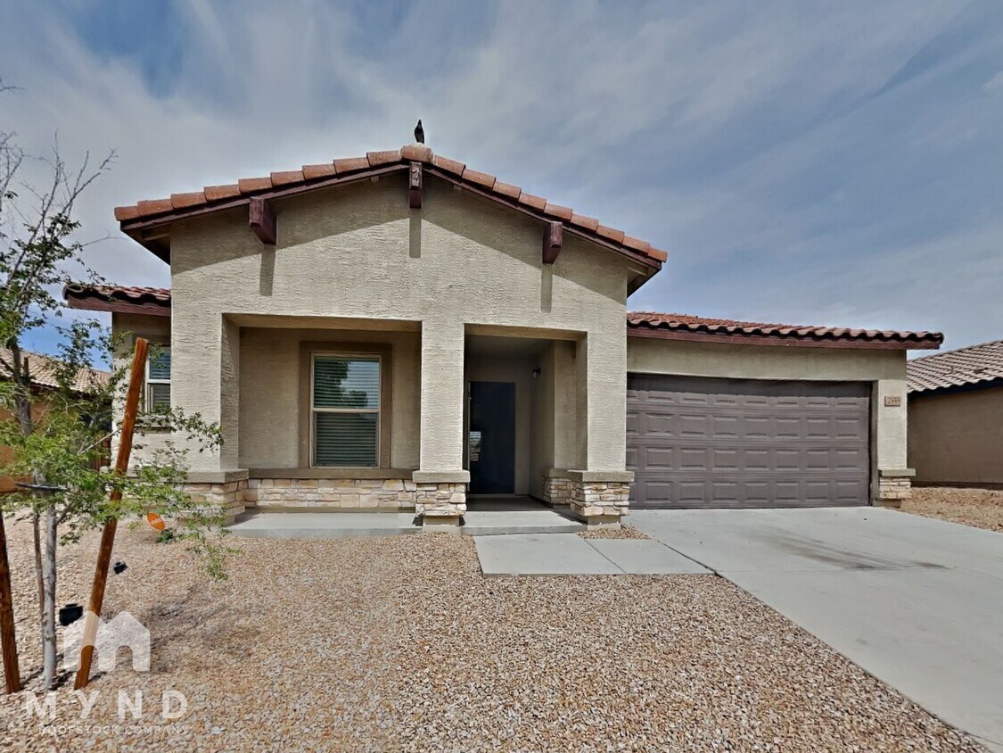Primary Photo - 2355 Oakmont Ln