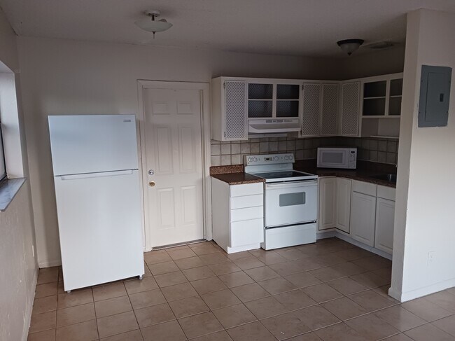 Foto del edificio - 2000 NW 27th St