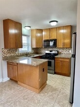Building Photo - 301 Bluff Ave