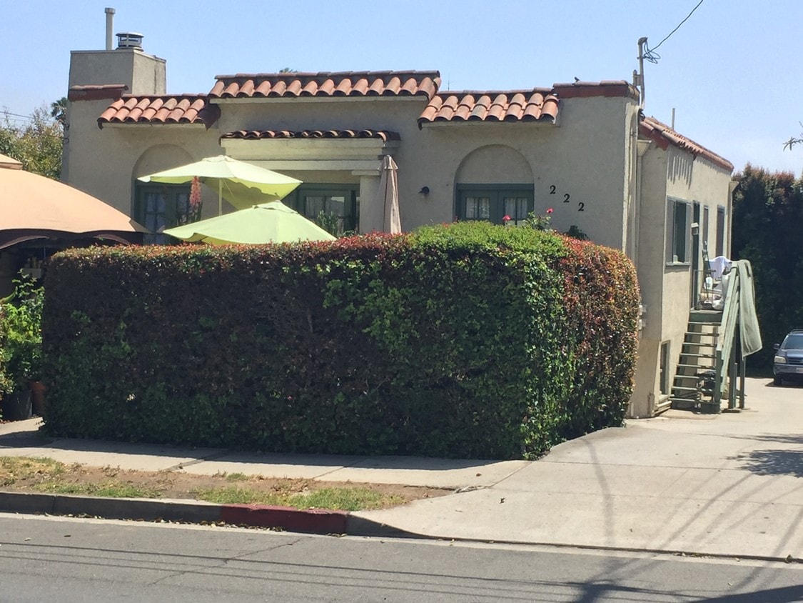 Primary Photo - 222 S Salinas St