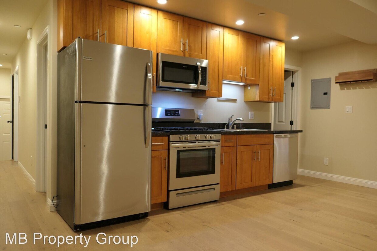 Foto principal - 2190 Grove St