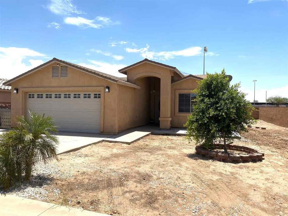 199 Sellers St, Somerton, AZ 85350 House for Rent in Somerton, AZ