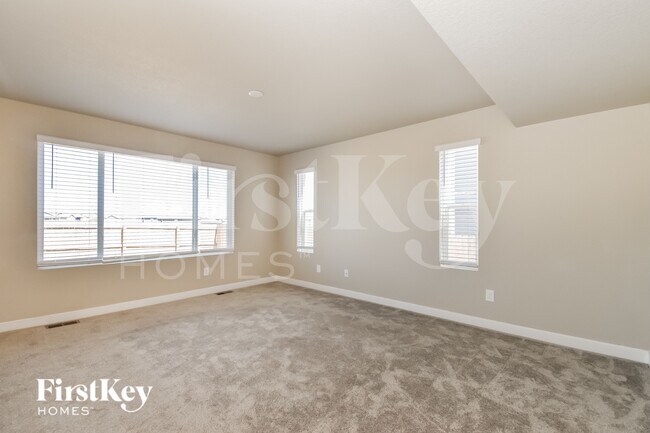 Building Photo - 10178 Luneth Dr