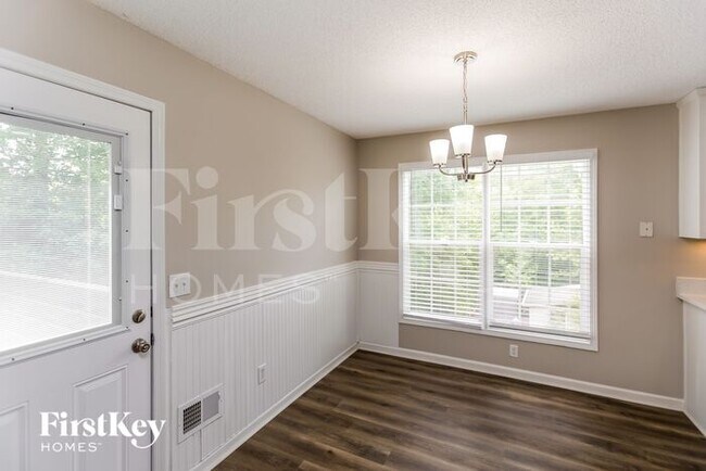 Building Photo - 1116 Fieldstone Dr
