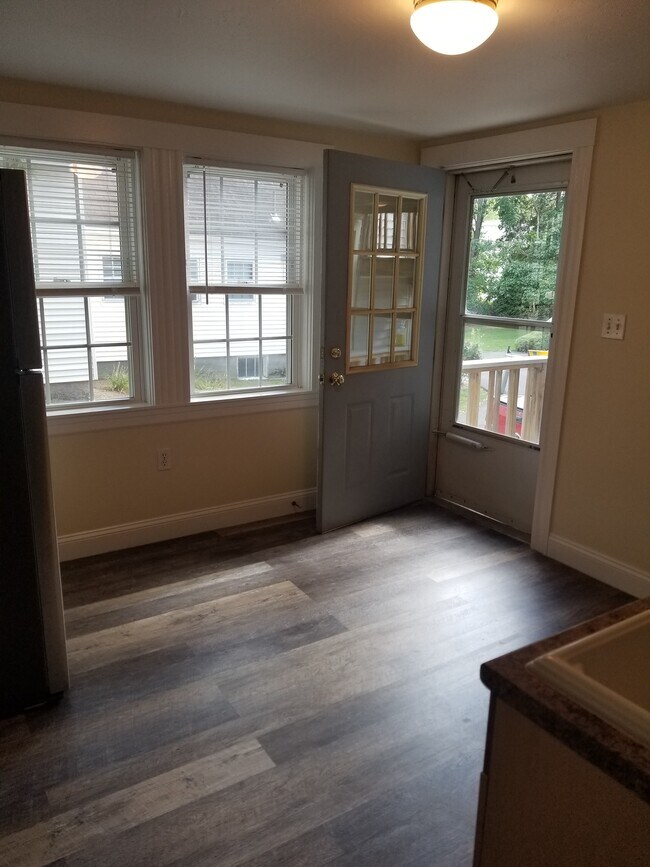Kitchen - 253 Main St