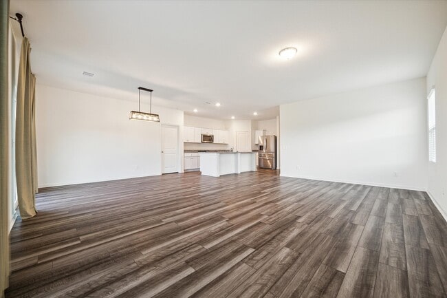 Foto del edificio - 4603 Highland Crest Dr