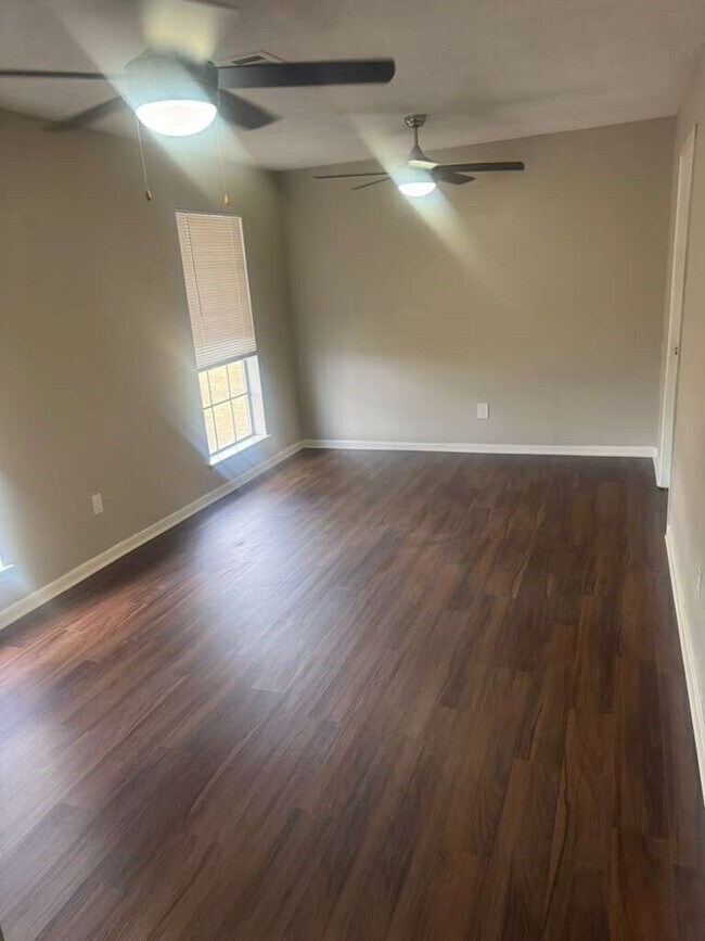 Foto del edificio - 3120 Royal St