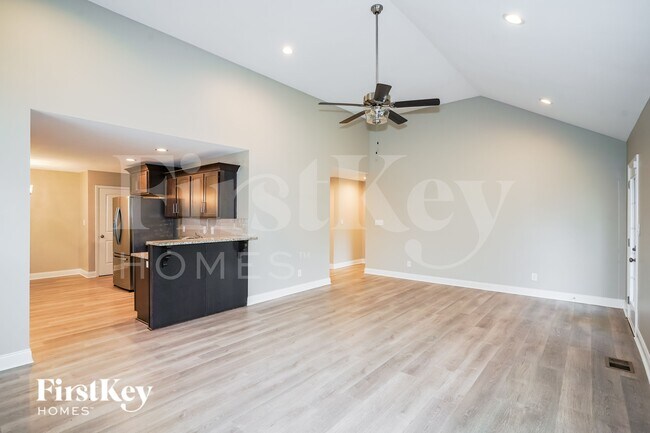 Foto del edificio - 791 Crestone Ln