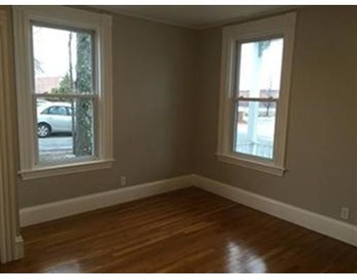 Building Photo - 17 Sanborn St