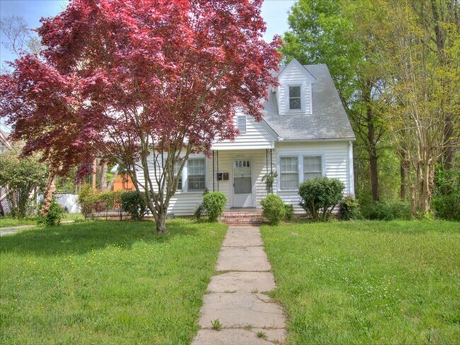 Foto del edificio - Beautiful 1 bedroom 1 bath home in Lakewoo...