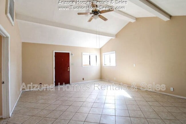 Building Photo - 801 E Halcyon Rd