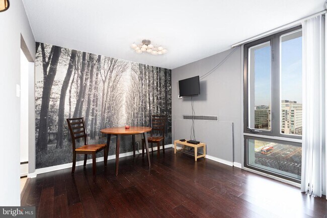 Foto del edificio - 430 M St SW